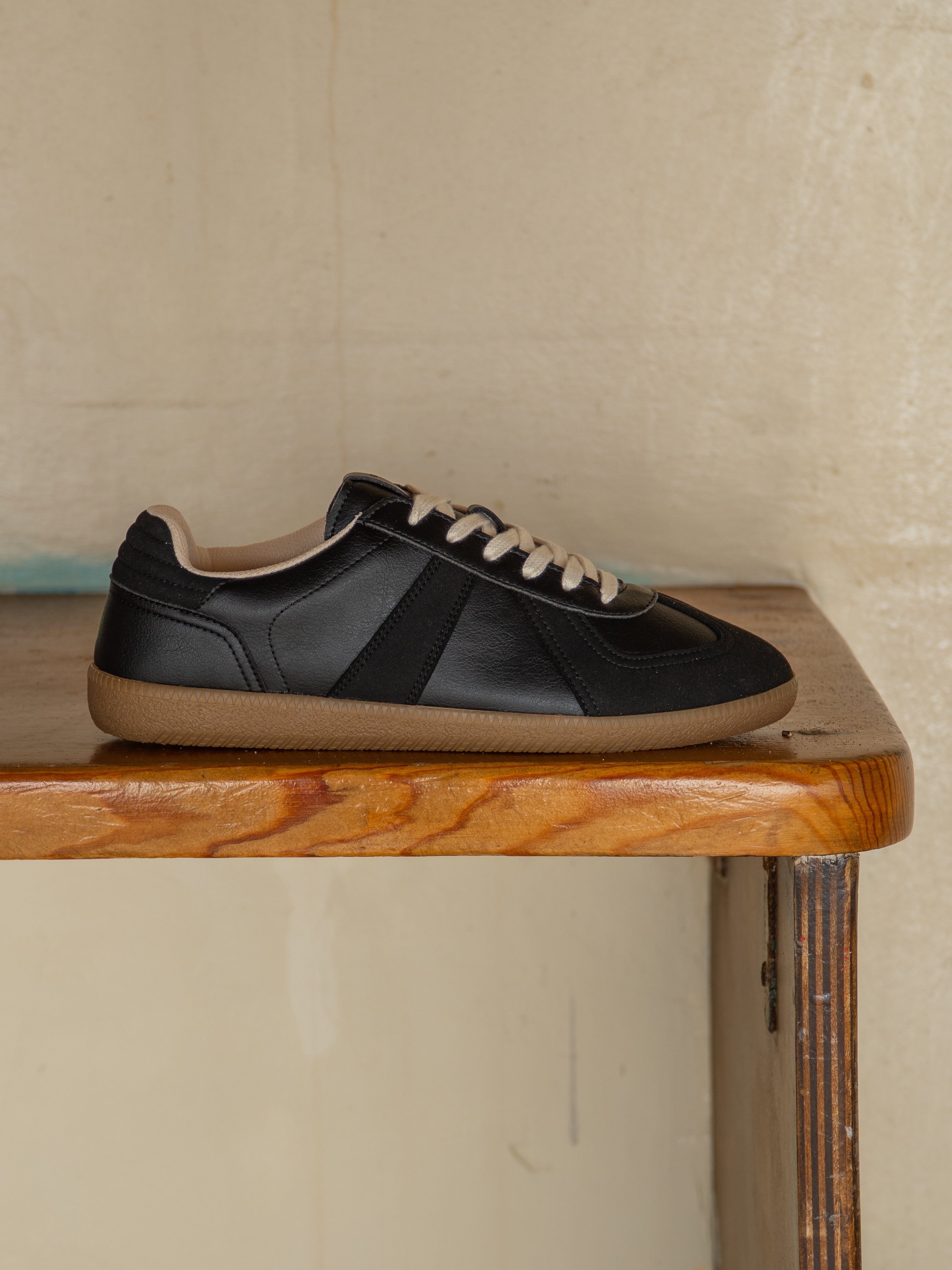 Army Trainer - Black